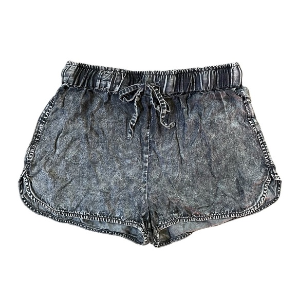 Forever21 chambray shorts - Picture 1 of 5